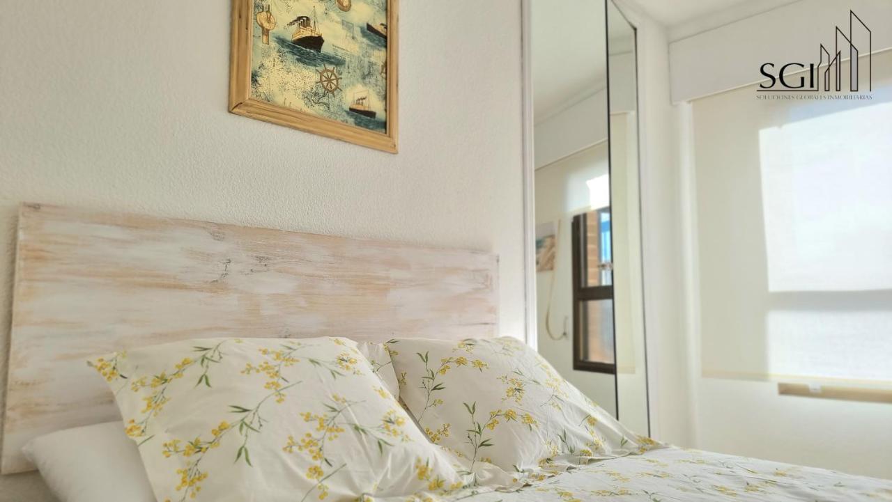 Magnifico Y Acogedor Apartamento- Wifi- A 5 Minutos De La Playa フィネストラット エクステリア 写真